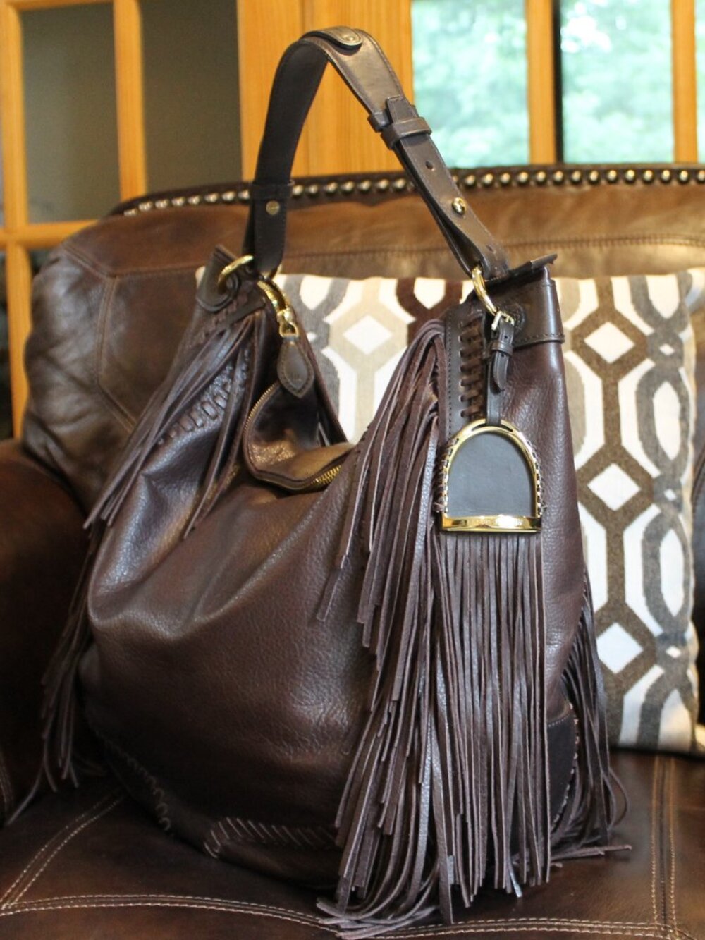 Ralph Lauren leather fringe & whipstitch hobo shoulder bag with stirrup charm - Picture 3 of 15
